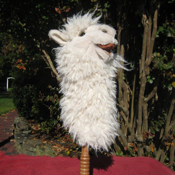 alpaca-stage-puppet-600x60033